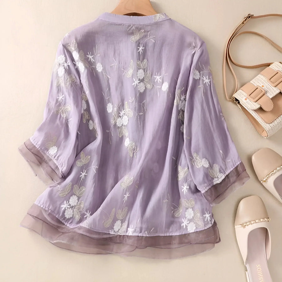 Benedetta | Blusa Leggera con Pieghe e Dettagli in Pizzo