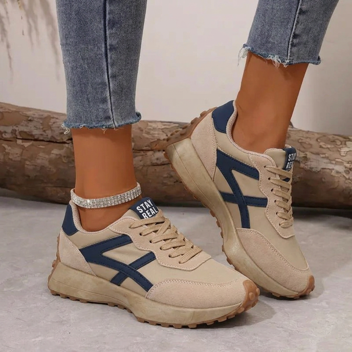 Ornella | Sneakers Donna Retro con Lacci e Suola Testurizzata