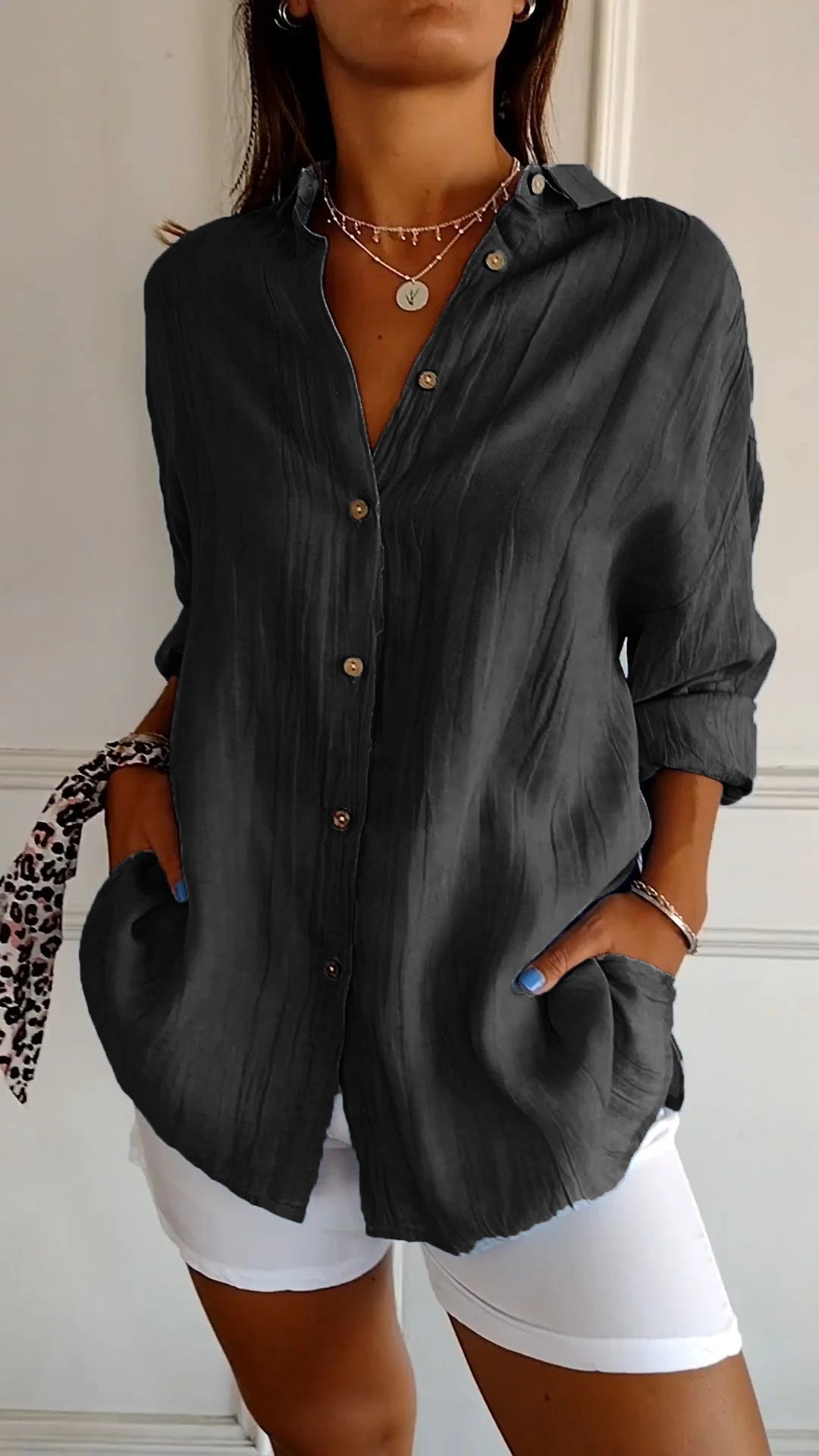 Claudia | Camicia Donna con Pieghe Frontali e Colletto Strutturato