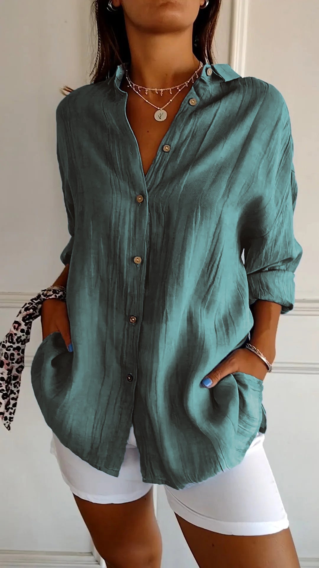 Claudia | Camicia Donna con Pieghe Frontali e Colletto Strutturato