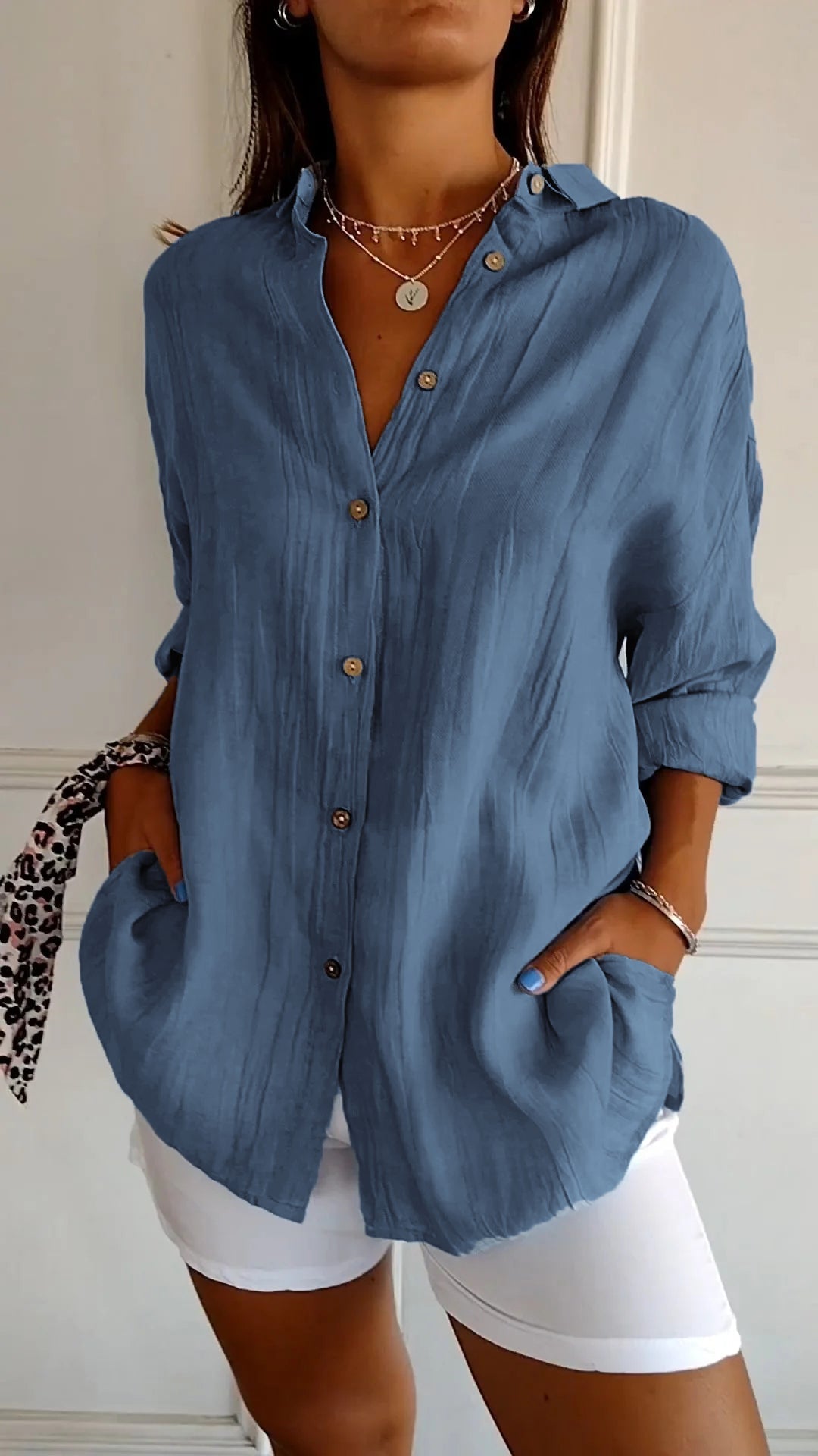 Claudia | Camicia Donna con Pieghe Frontali e Colletto Strutturato