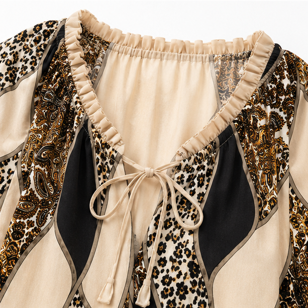 Livia | Blusa Donna Patchwork con Scollo a V e Volant
